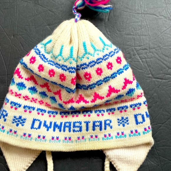 VTG DynaStar women’s beanie hat 100% Pure wool w/ special no-itch hem never worn
